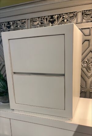 Oka Nightstand 2 drawer - Mahogany/Tigerwood White Classic