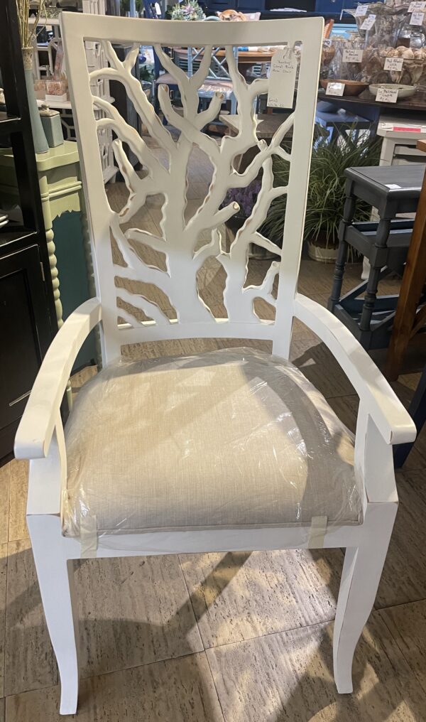 Coral Back "Ranting" Arm Chair Front- White CL (WCL)