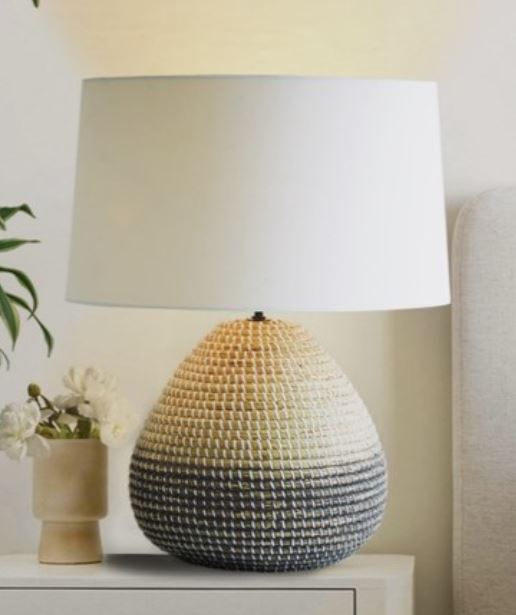 Black gradient seagrass table lamp